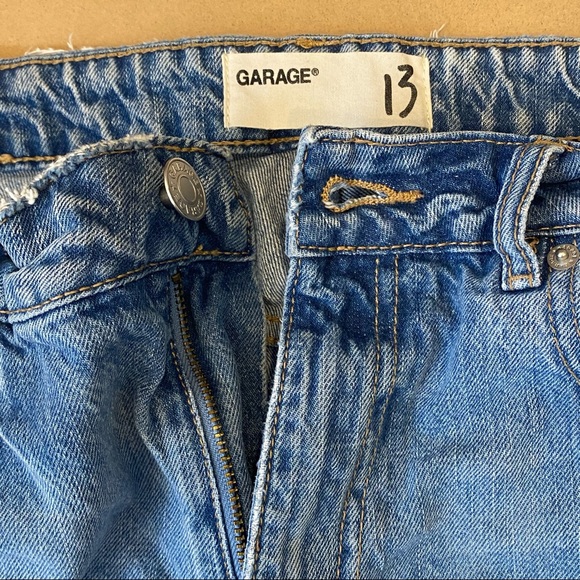 Garage Festival Shorts Medium Wash - Picture 2 of 5